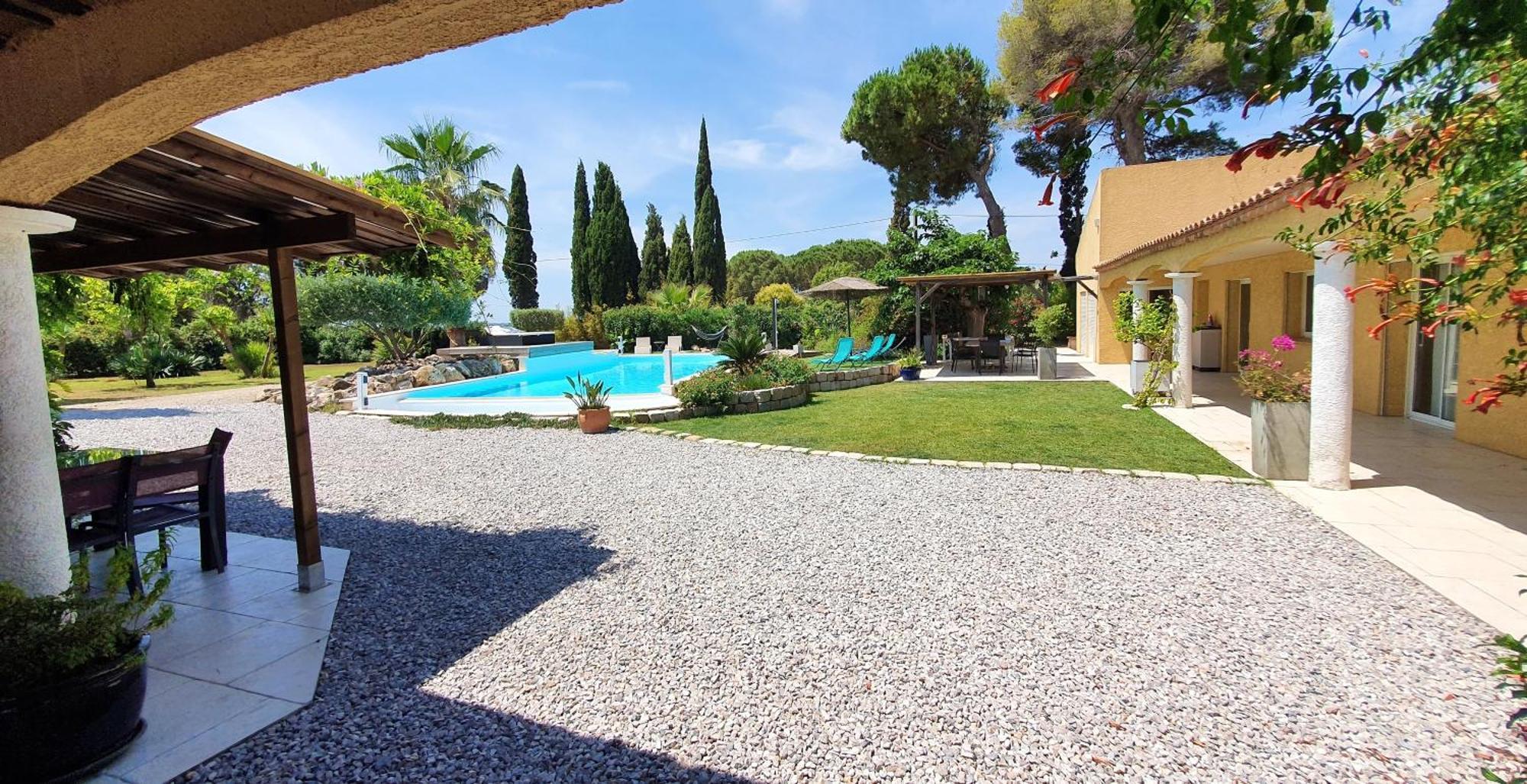 Villa Spacieuse A Beziers Avec Piscine Privee Et Jacuzzi Екстериор снимка
